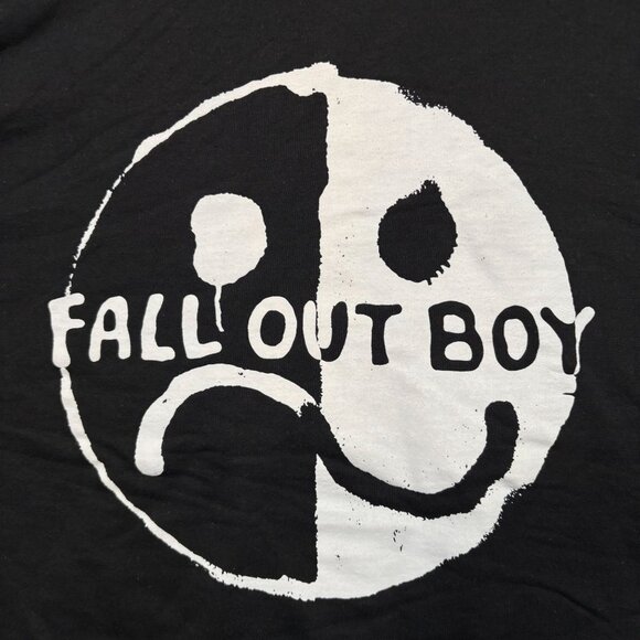 Fall Out Boy “So Much for Stardust” Rock Band Graphic Crewneck Size Medium - Picture 2 of 4